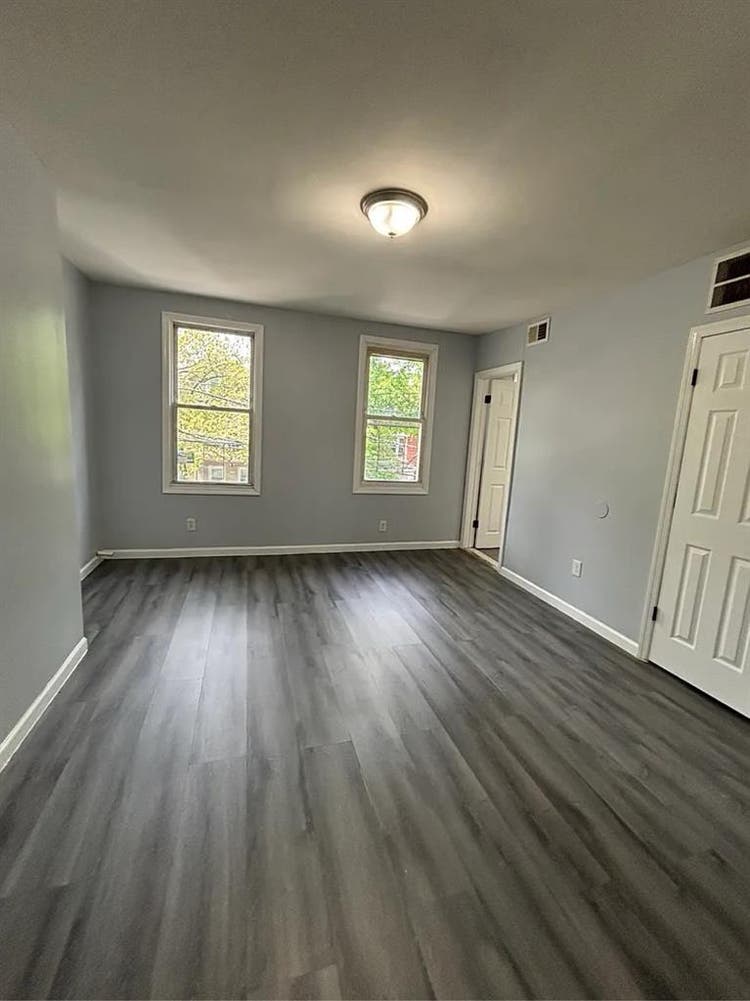 baths House for rent
