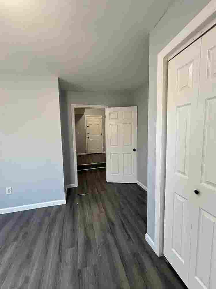 baths House for rent