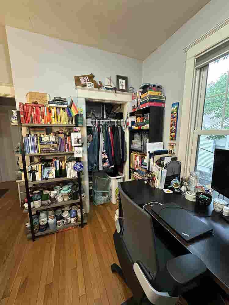 Room in Pentagon City House