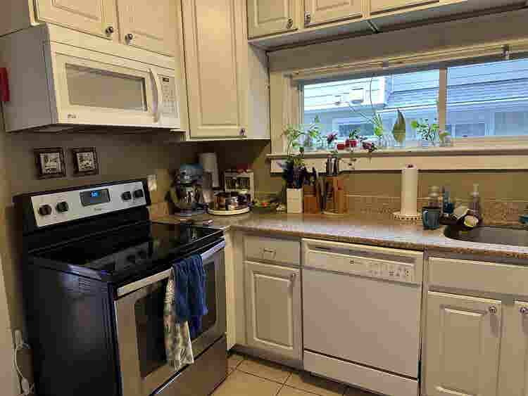 Room in Pentagon City House