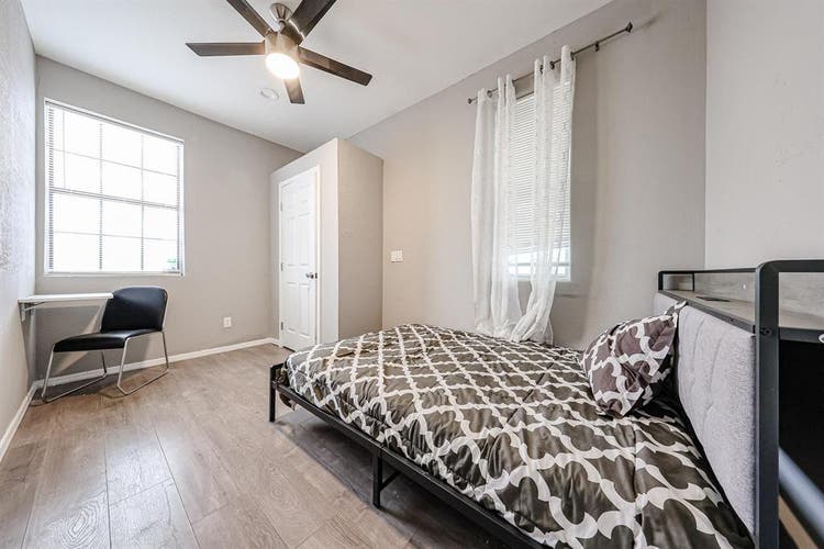 1 BR in Phoenix