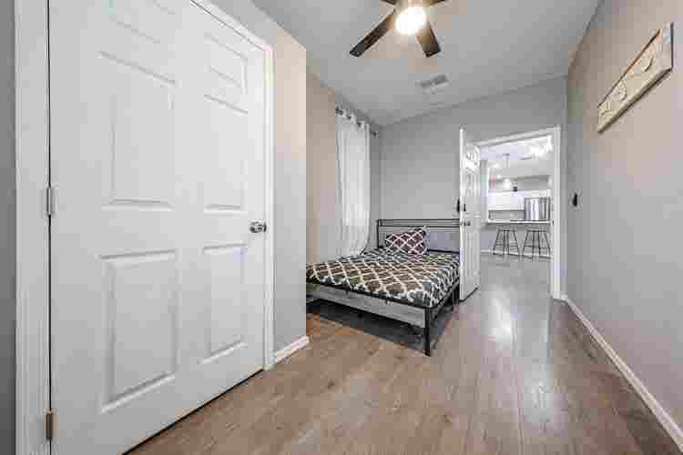 1 BR in Phoenix