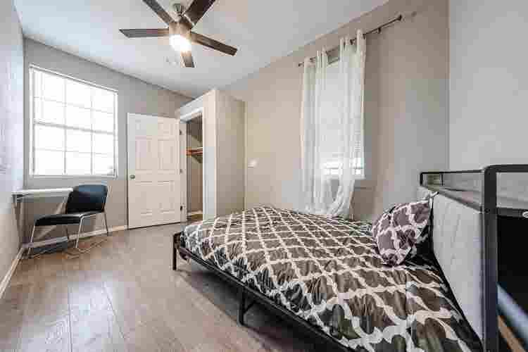 1 BR in Phoenix