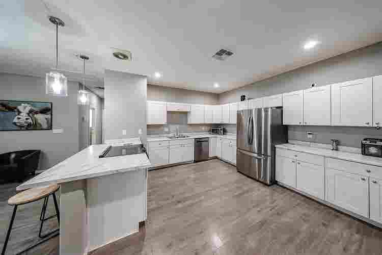 1 BR in Phoenix