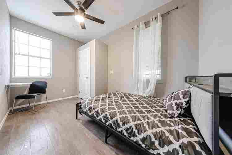 1 BR in Phoenix