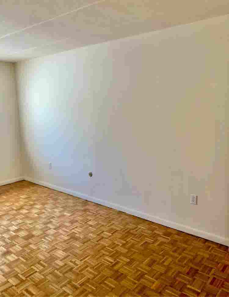 Roommate wanted
