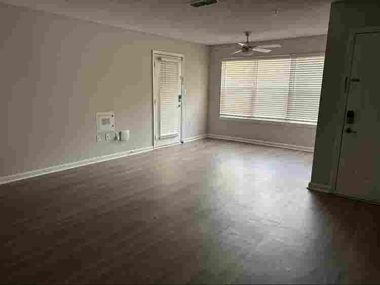 2 bedroom apartment!!