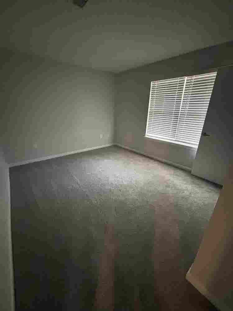 2 bedroom apartment!!
