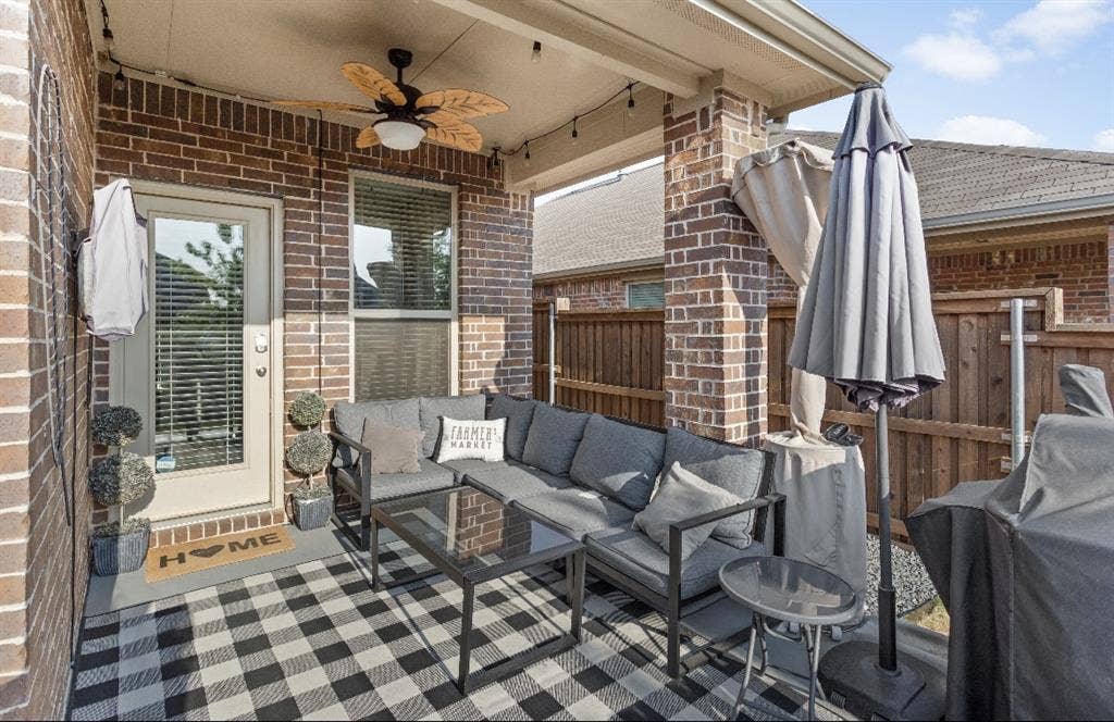 Cozy Modern Chic Primary Suite