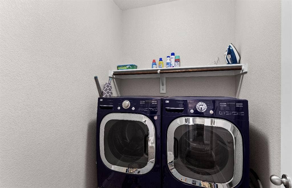 Cozy Modern Chic Primary Suite