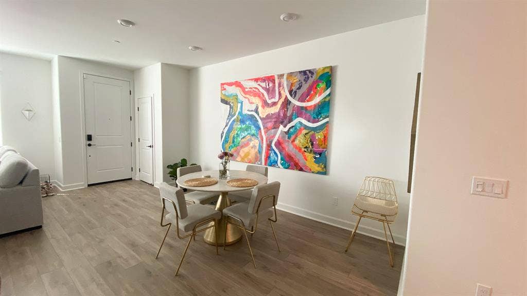 New Modern townhouse Furnished