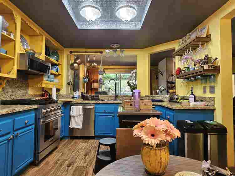 Furnished PVT wing upstairs