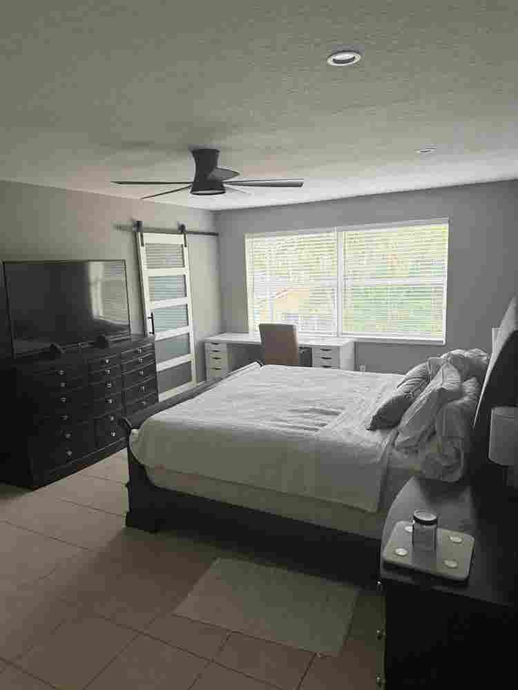 Master suite for rent