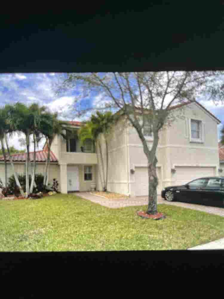 Master suite for rent