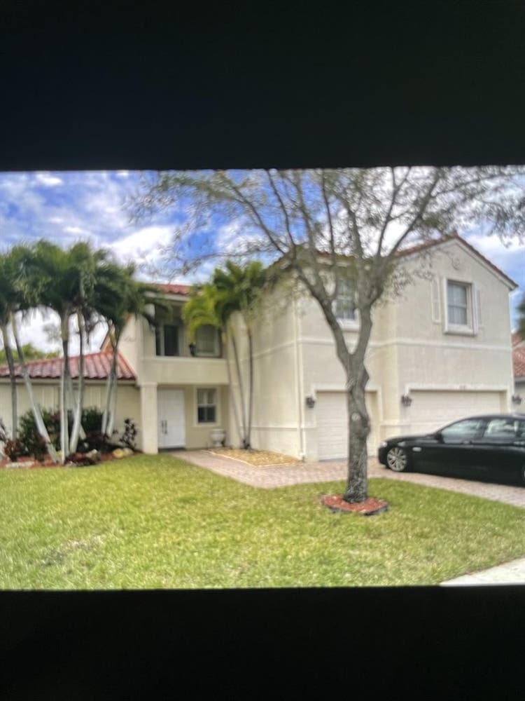 Master suite for rent