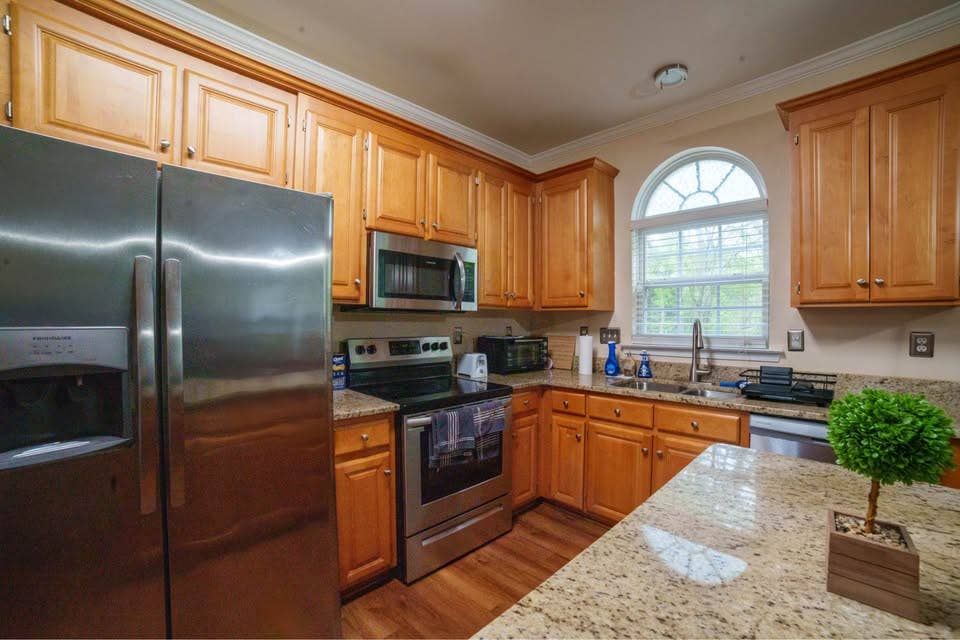 Furnished Room Work Professionals