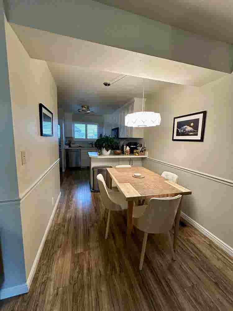 Room. Utilities, internet, parking