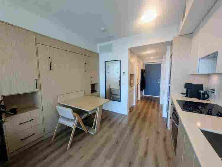 Upscale downtown Kelowna condo