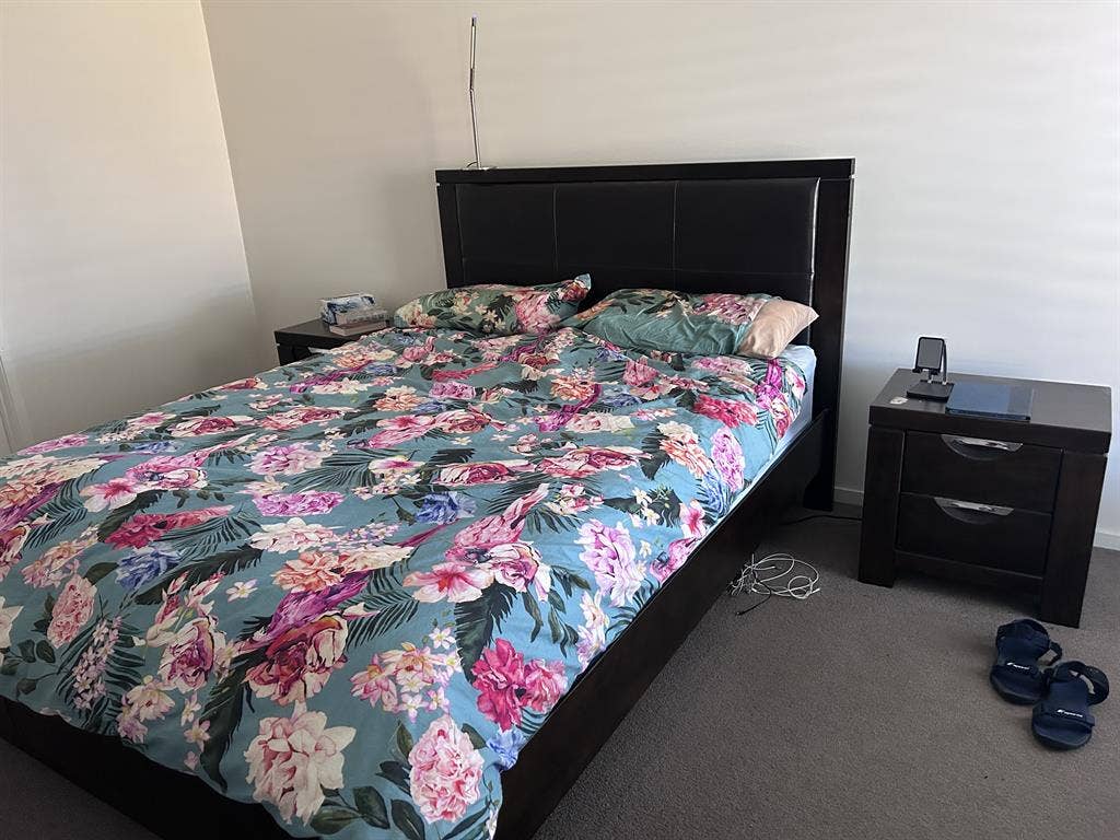 1 Room available