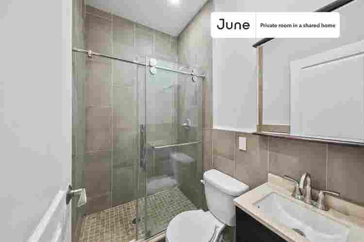 4 BR in New York City