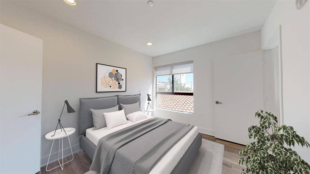 1 BR in Los Angeles