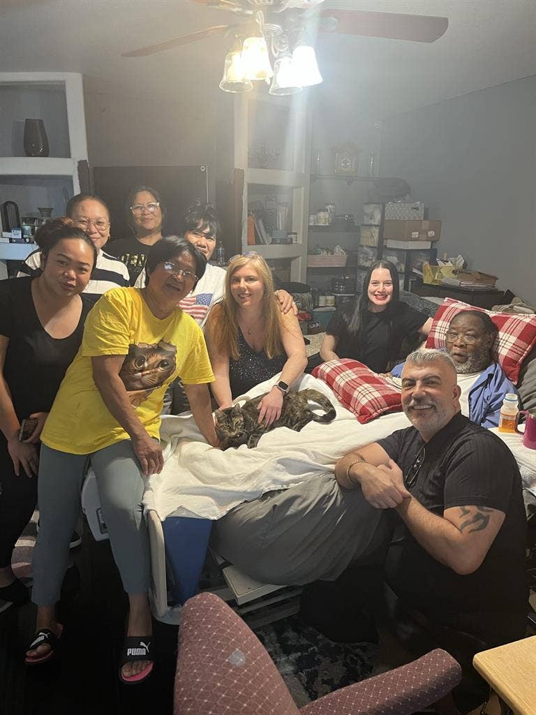 2 private rooms, you need a photo