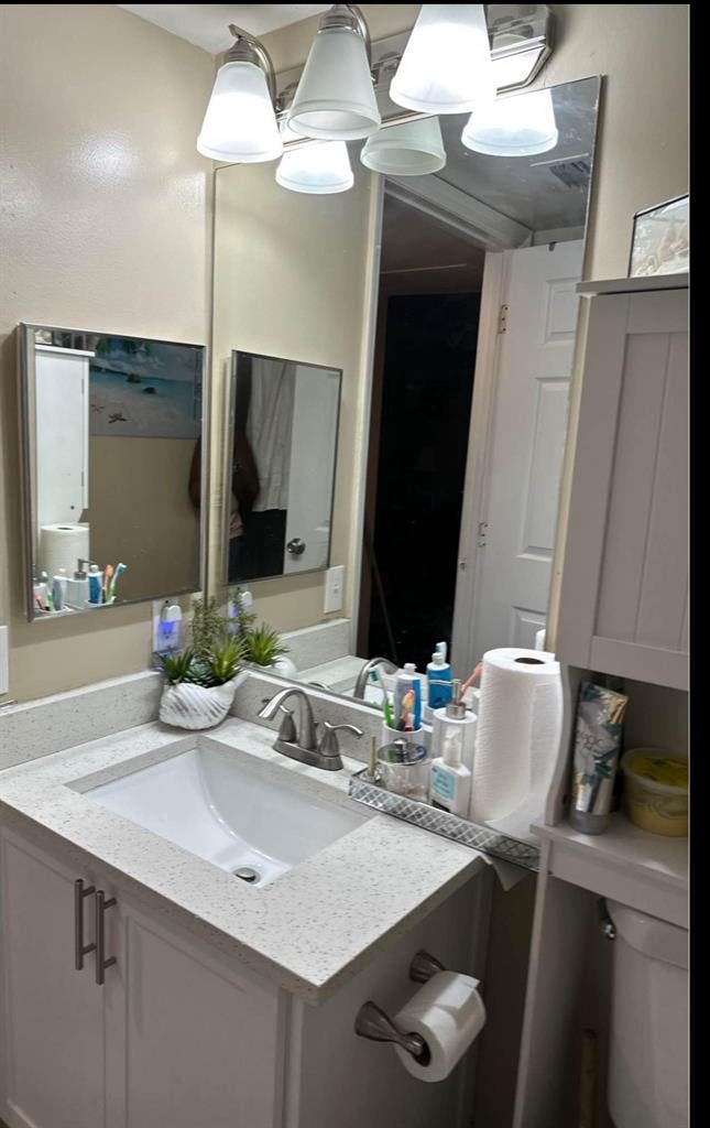 1 bedroom - 1 bathroom