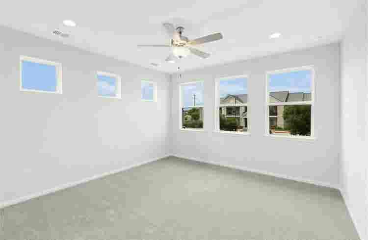 New Listing, Brand New home!