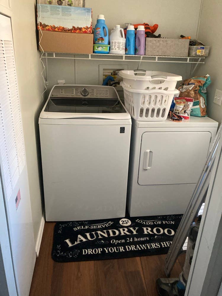 Cute three bedroom mobile hom