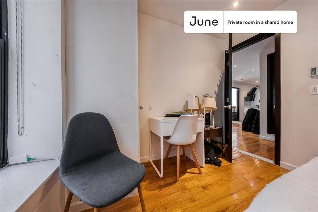 6 BR in New York City