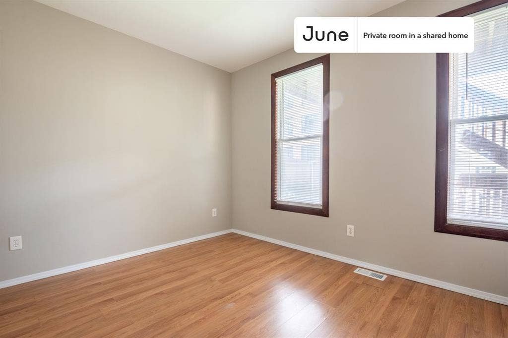 4 BR in Chicago