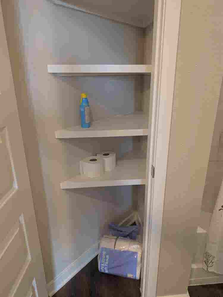 Private room/bathroom