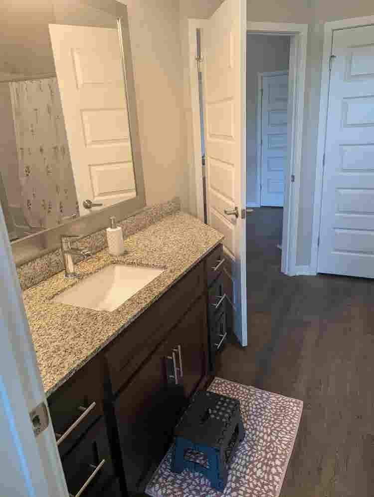Private room/bathroom