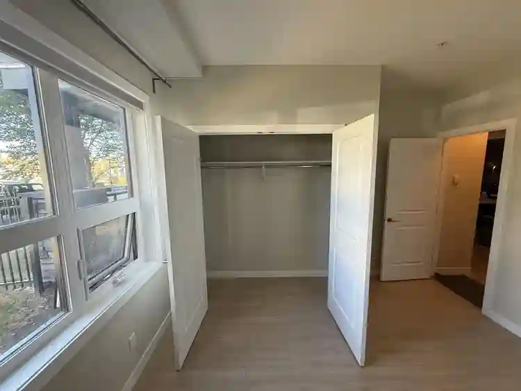 Private Room with Bath for sharing