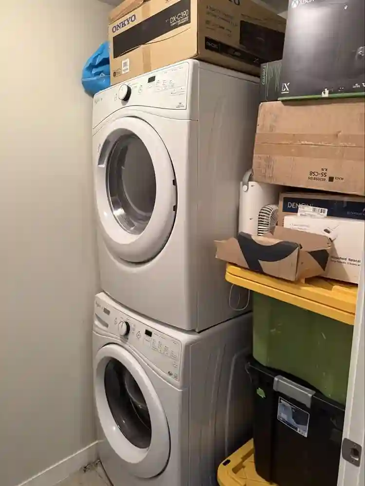 Private Room with Bath for sharing