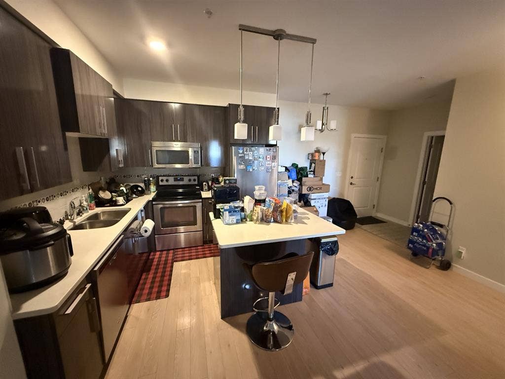 Private Room with Bath for sharing