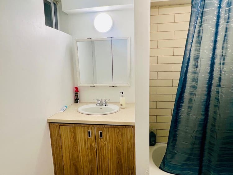 Furnished Shared room