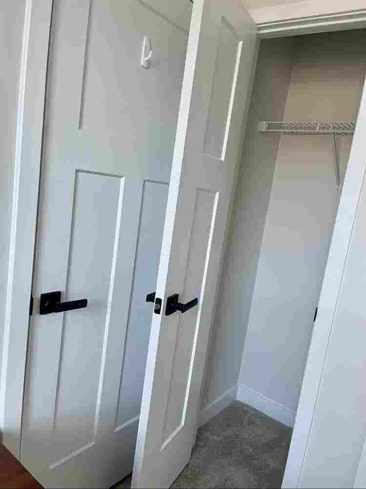 Bedroom with en-suite bathroom