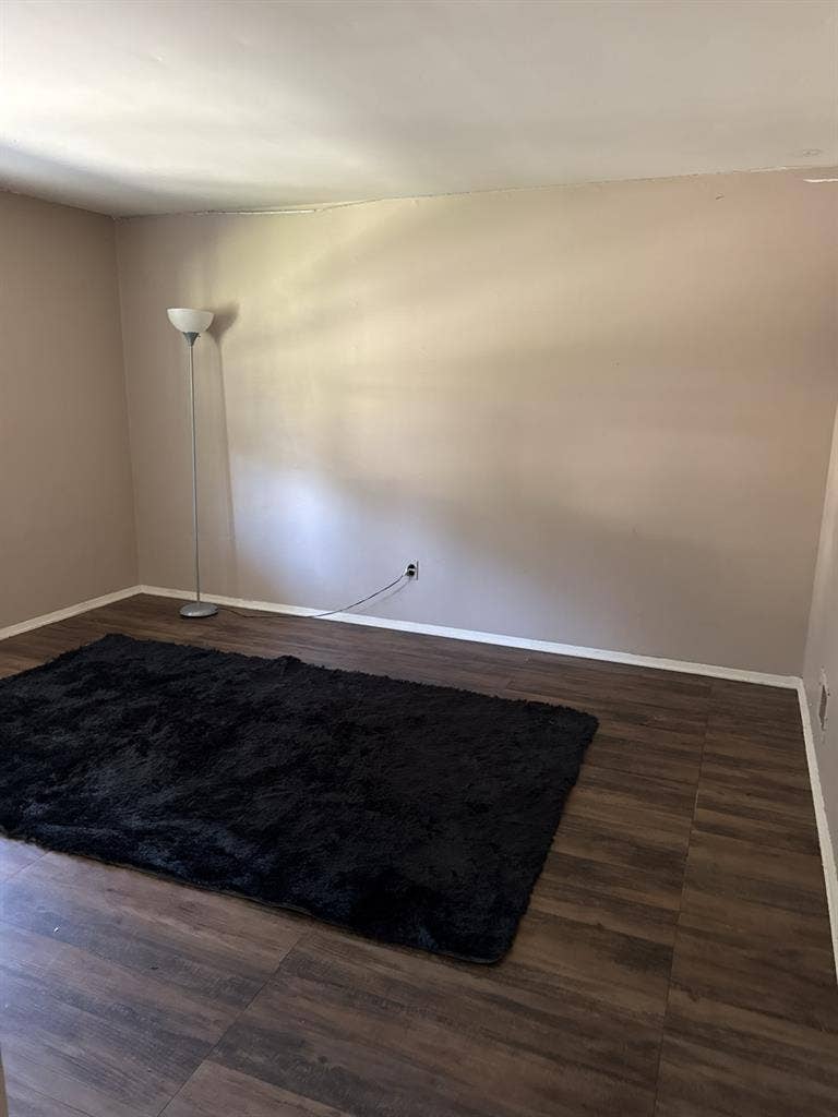 Big Bright Room in Great Location