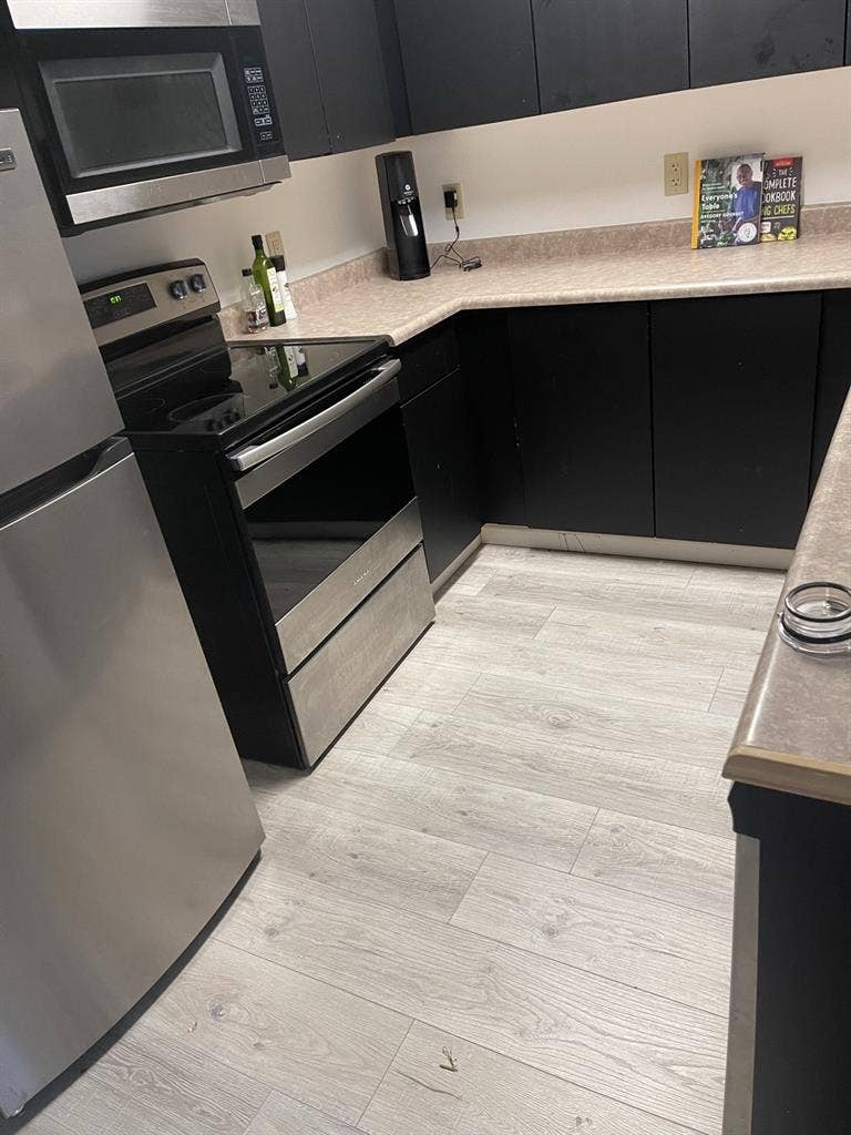 ***Female roommate wanted ***