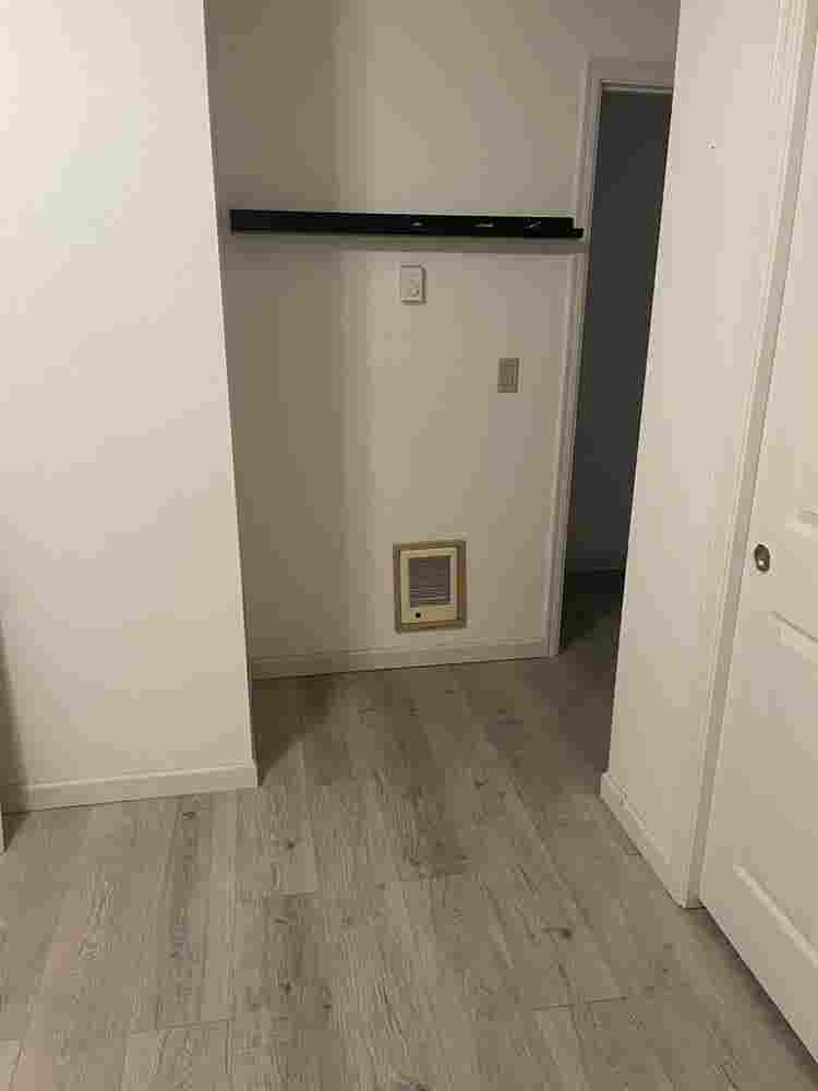 ***Female roommate wanted ***