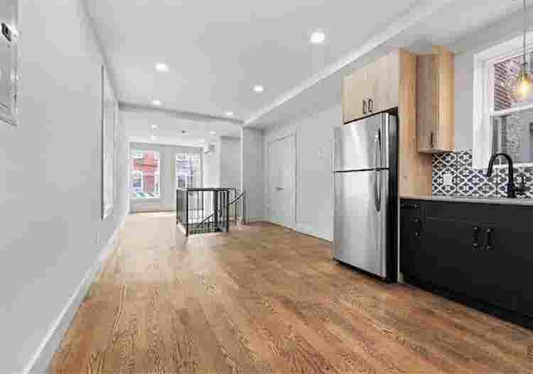 Spacious bedroom available