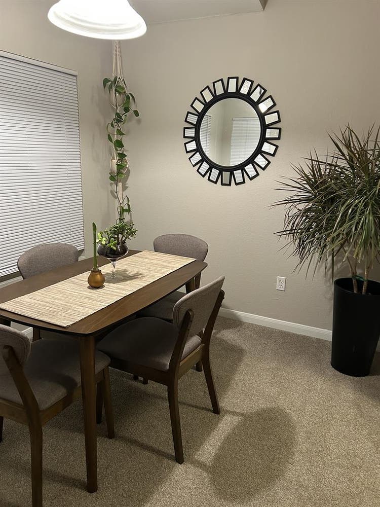 $ Bedroom Apartment