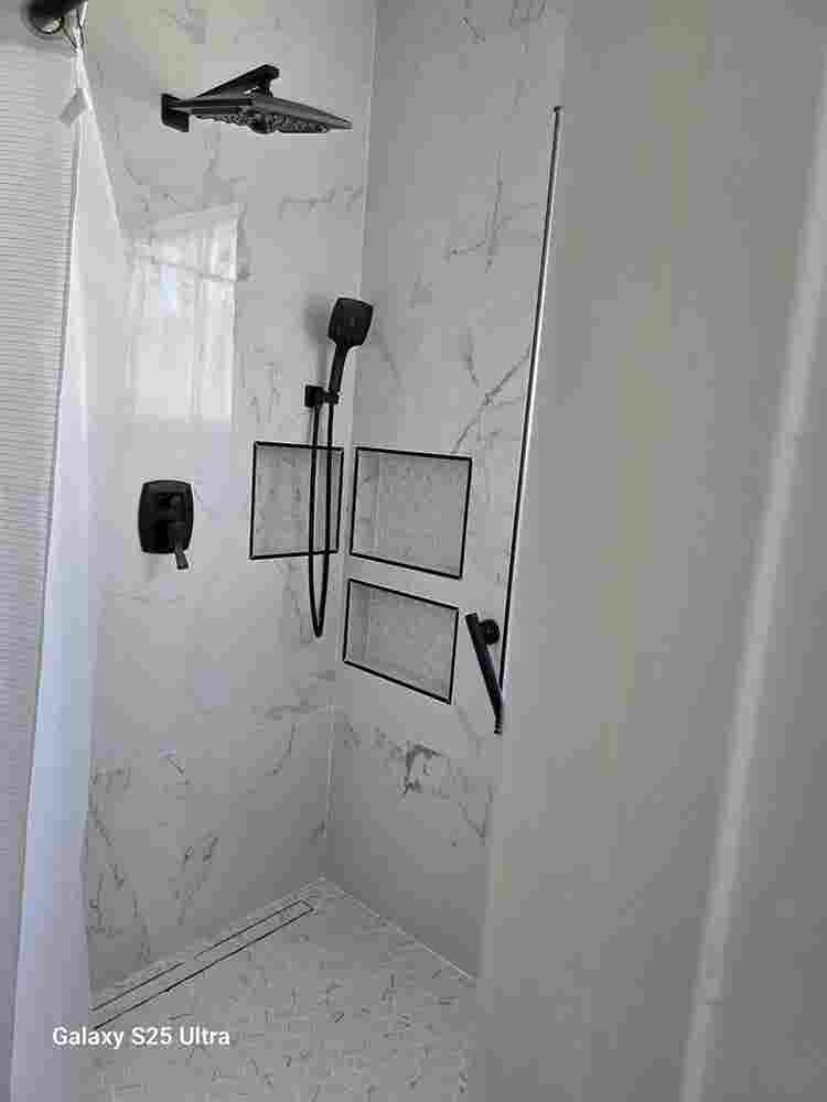 Rento cuarto con baño privado