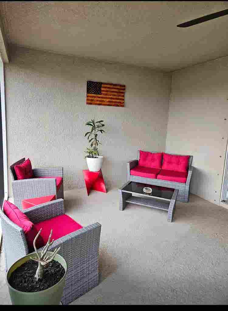 Beautiful Furnished Room
