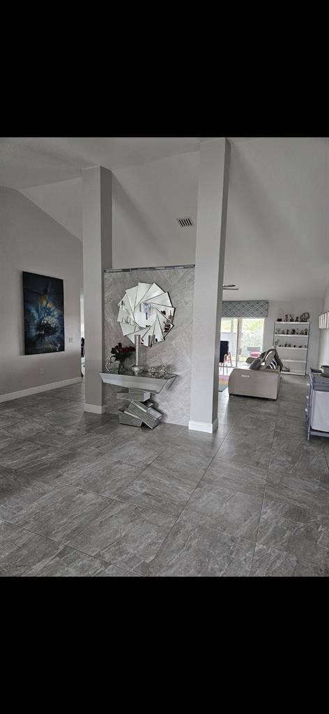 Beautiful Furnished Room