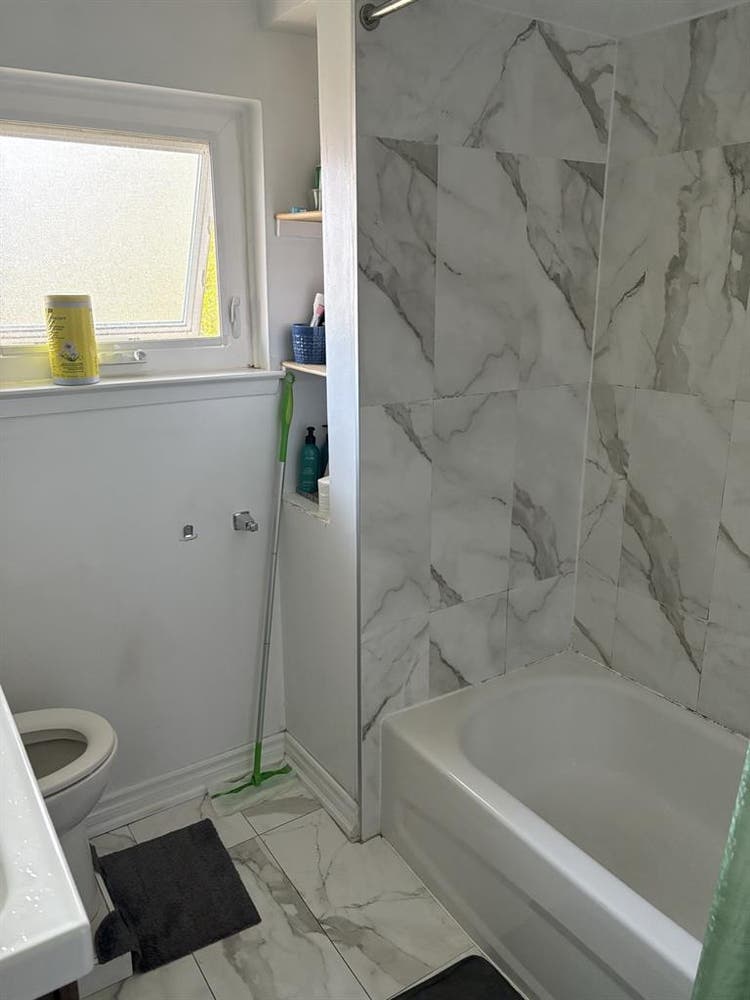 Private Room for Rent near Donmills