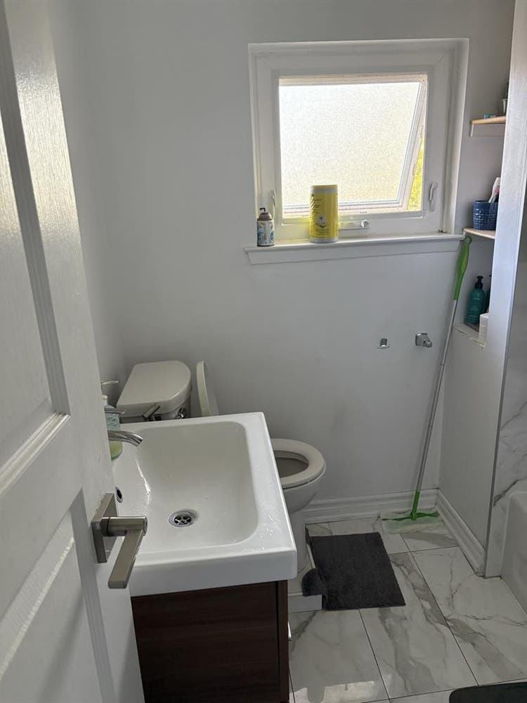 Private Room for Rent near Donmills