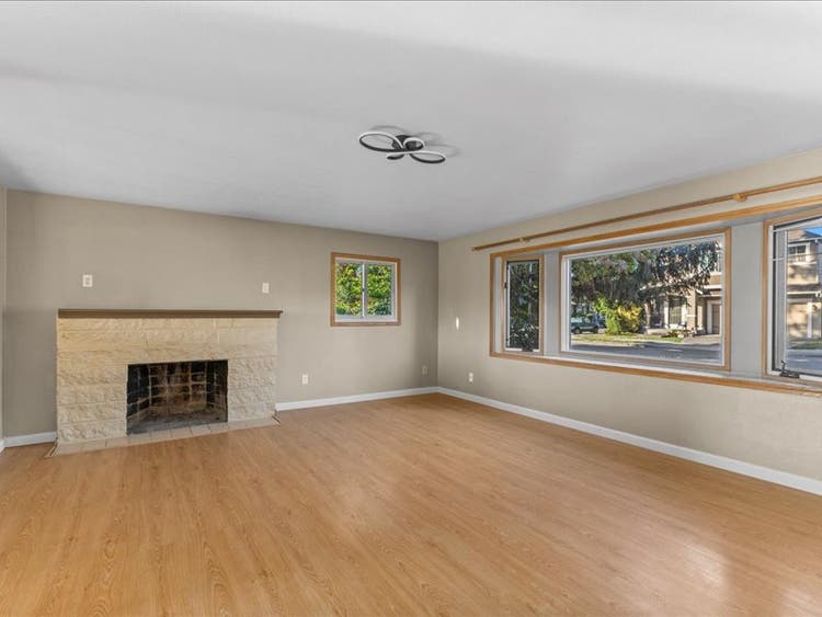 Move-In Single-Family in Puyallup!