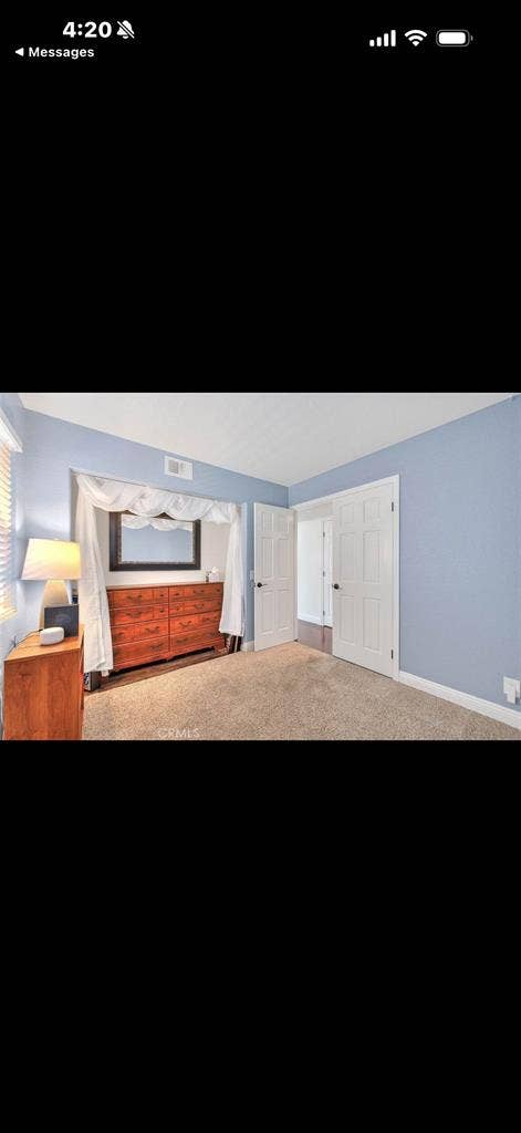 Room available  me